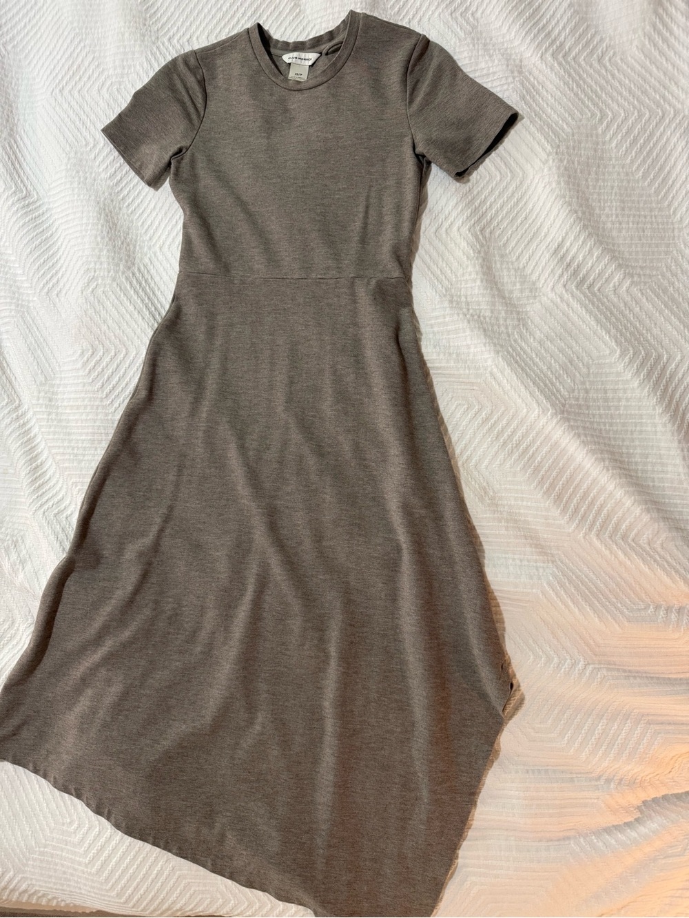 Club Monaco Warm Gray Short-Sleeve Midi Dress